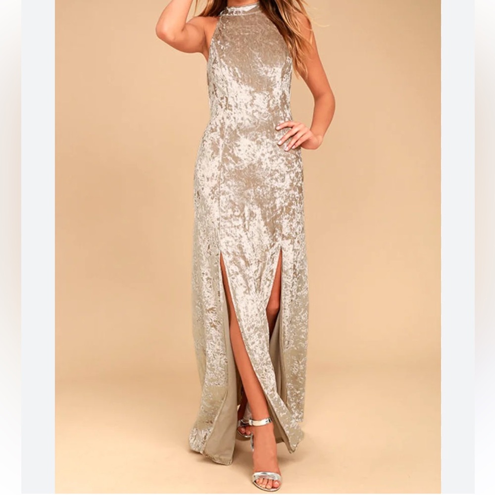 Lulu's Champagne Velvet Evening Gown - Size XS